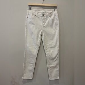 Izod Women’s White Skinny Jeans Size 8
